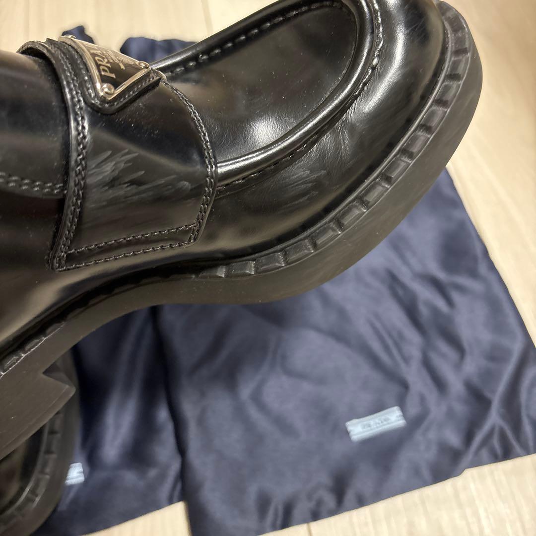 PRADA チョコレート ブラッシュドレザー ローファー　正規品