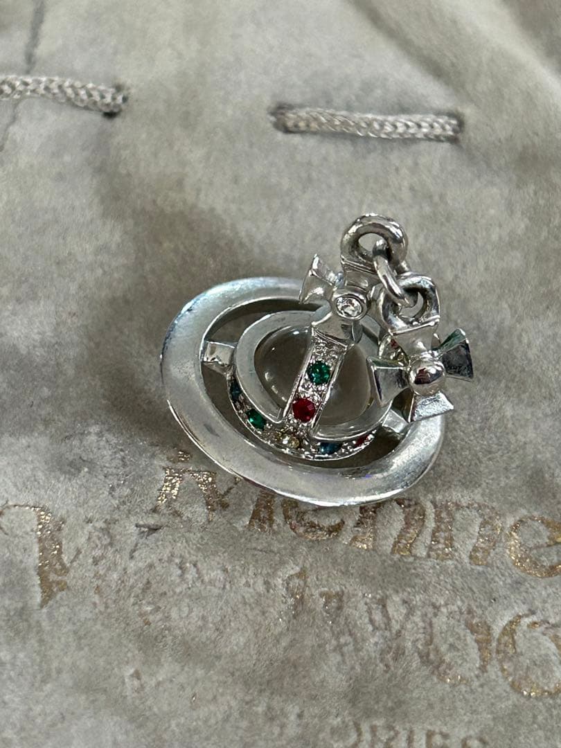 【ヴィヴィアンウエストウッド】　オーブピアス