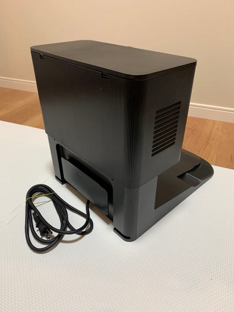 アイロボット掃除機&床拭きロボット　ルンバi5+ クリーンベース付き