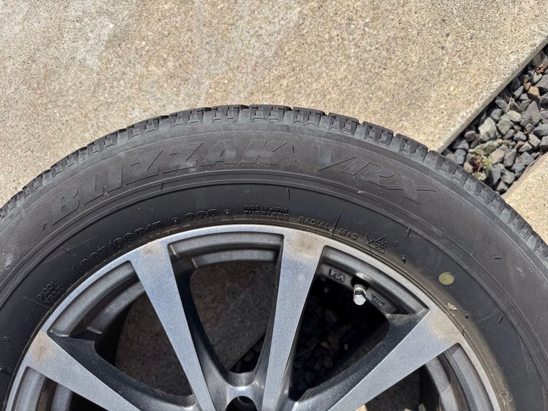 スタッドレス　アルファード30 4本 BS BLIZZAX ブリザック　VRX