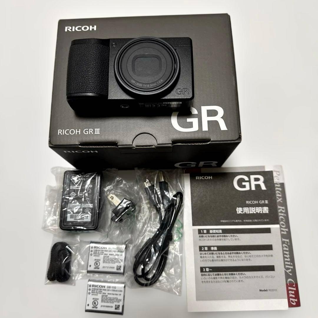 RICOH GR III デジタルカメラ
