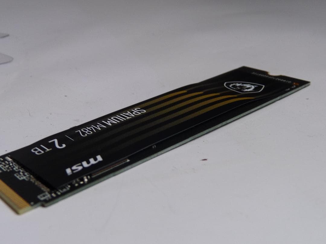 MSI SPATIUM M482 2TB M.2 SSD　現状品