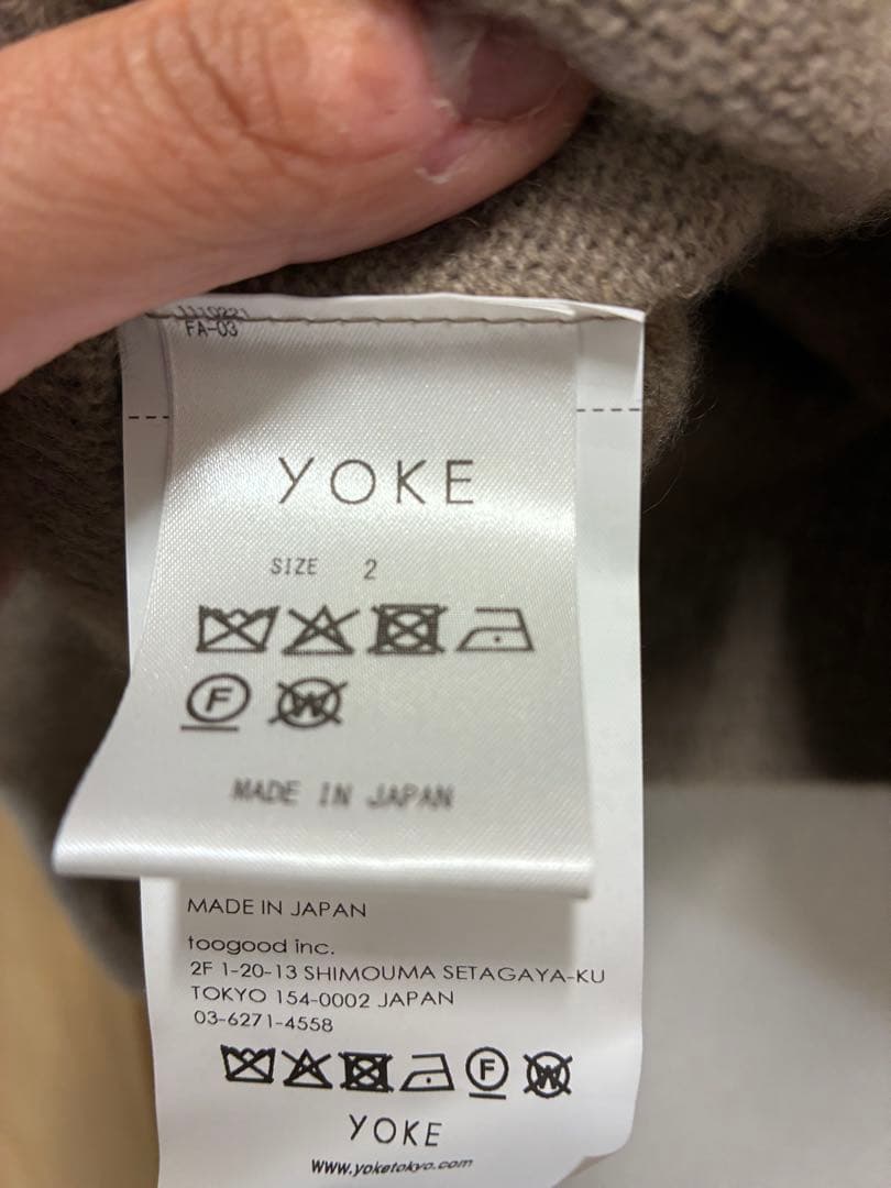 YOKE カシミアホールガーメントクルーネックセーター　サイズ2