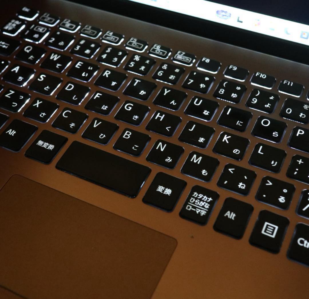 Win11公式対応9世代i5/メ16G/SSD+HDD/カメラ/無線/タッチ液晶