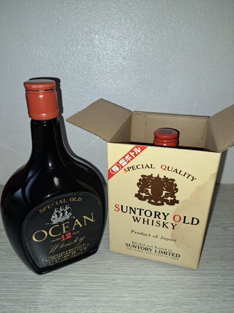 【古酒】OCEAN 12年 ウイスキー　サントリーオールド樽形ボトルセット