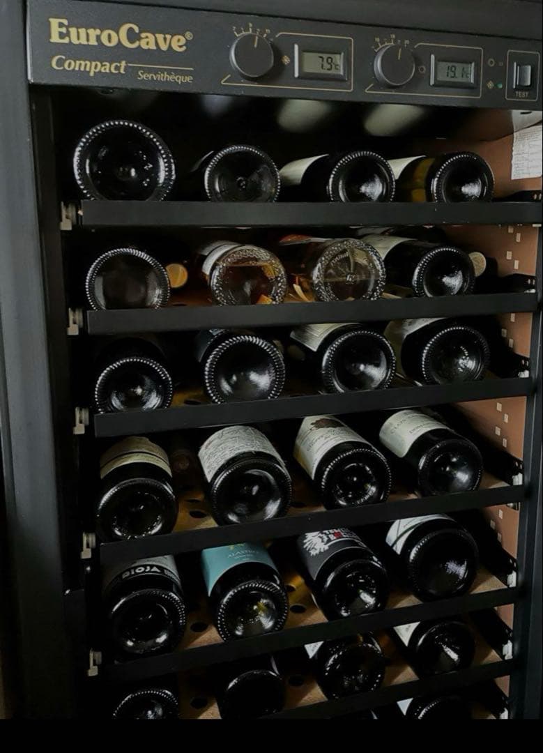 ★ 1996 ユベール・リニエ　モレ・サン・ドニ プルミエ・クリュ レ・シャフォ