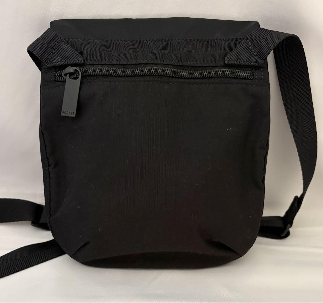 PORTER FRAME（フレーム）」シリーズ ショルダーバッグ