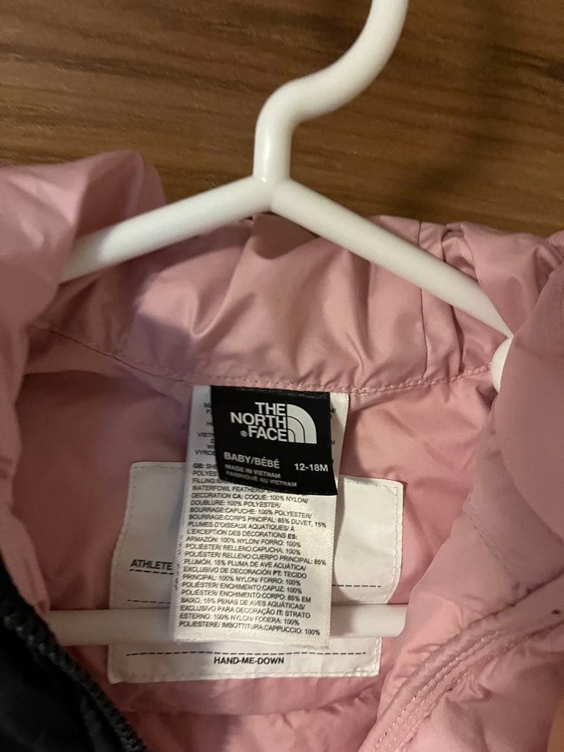 ぷーこさん専用　日本未入荷The North Face フード付き12-18