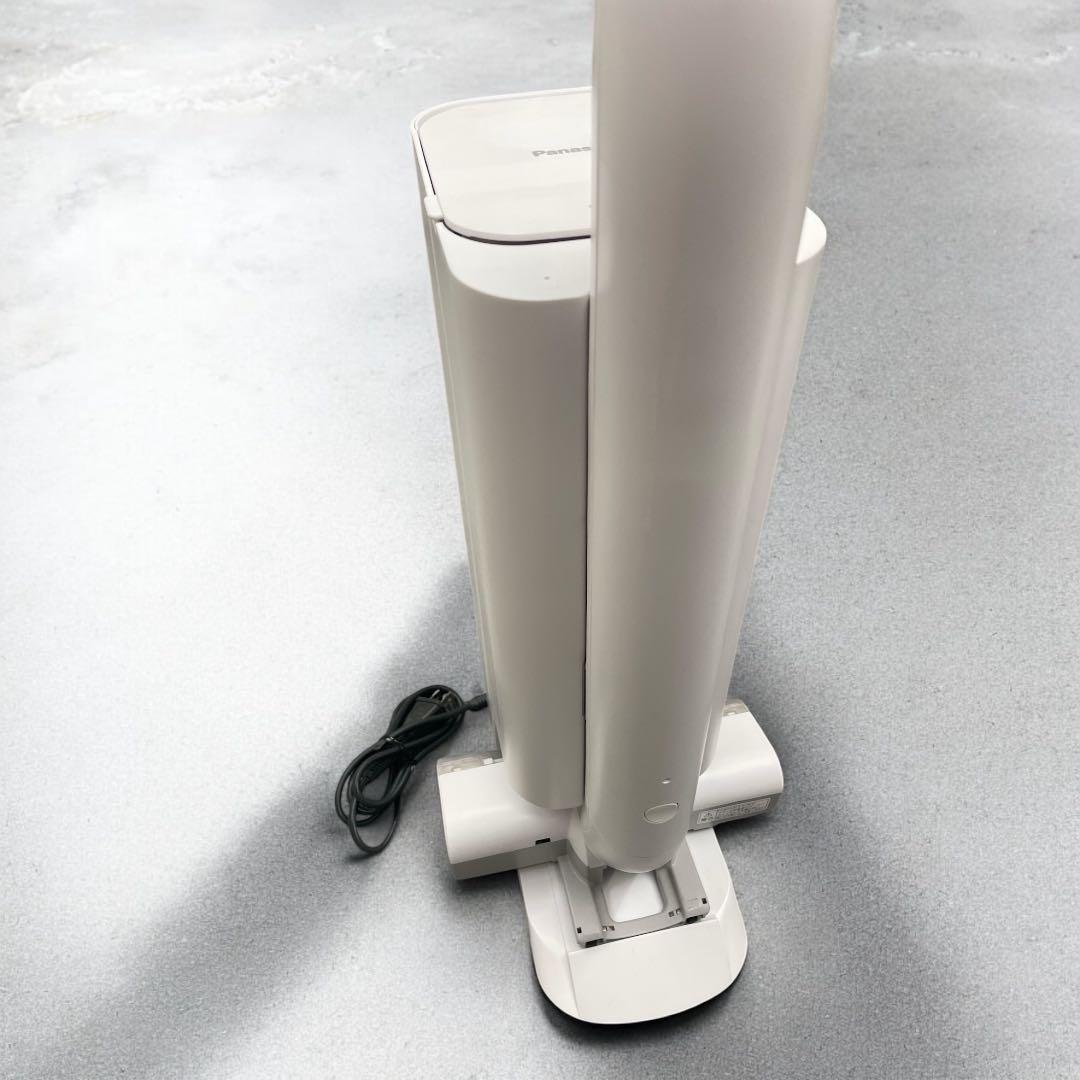 パナソニック　スティッククリーナー　MC-NS10K 2022年式