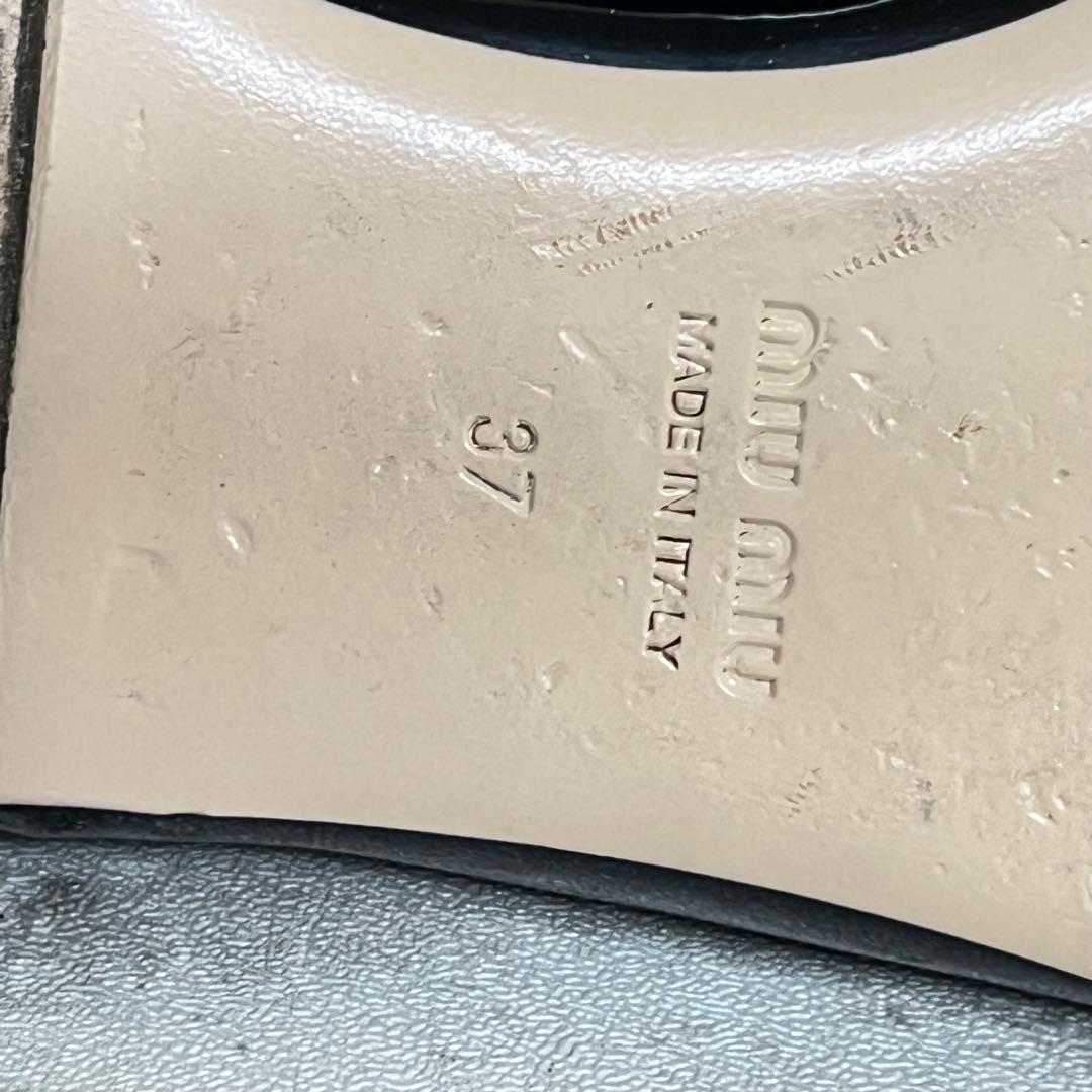 【美品】 miumiu エナメル パンプス ローファー ブラック