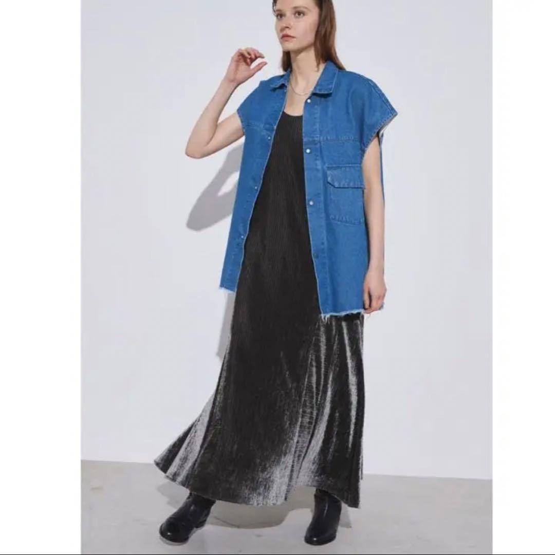 新品⭐️スタニングルアー デニムスリーブレスシャツ　S