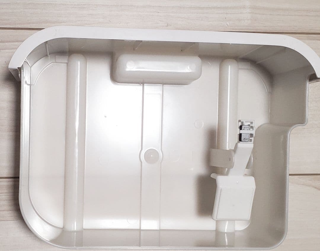 アイリスオーヤマ 除湿機 IJD-I50-W