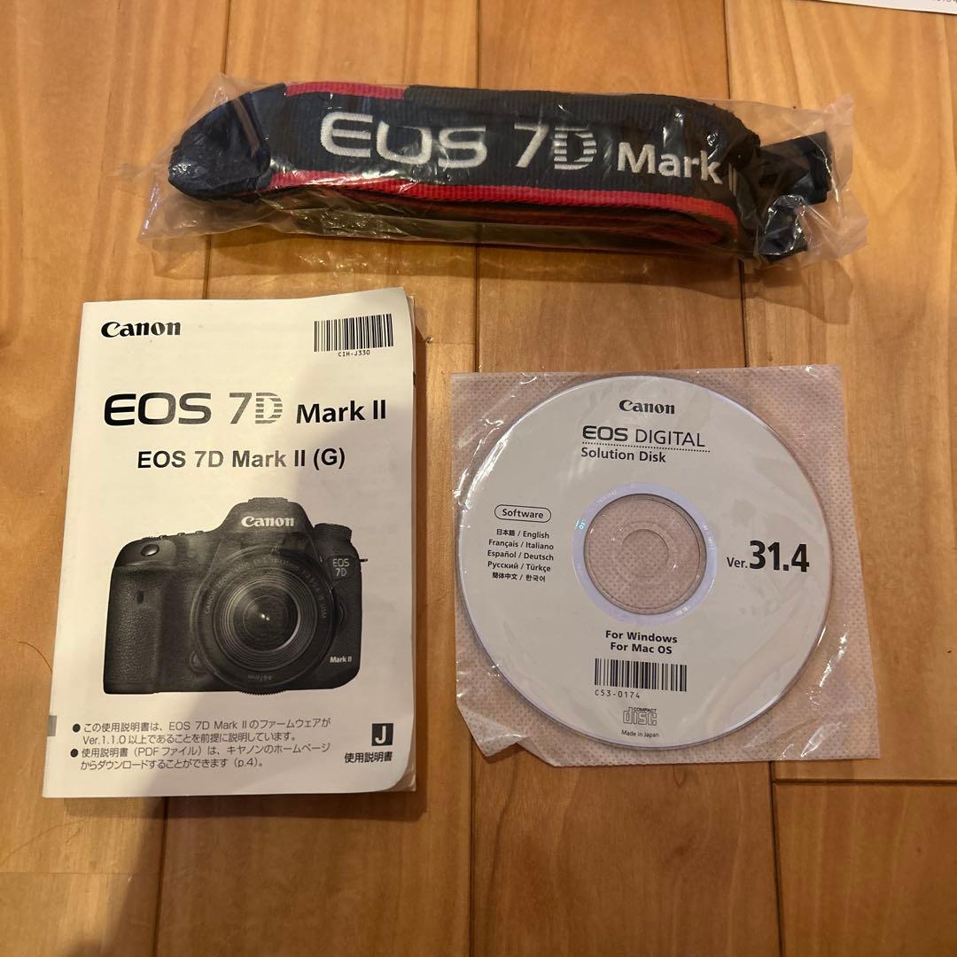Canon EOS 7d markⅡ ボディ本体　おまけ本付き