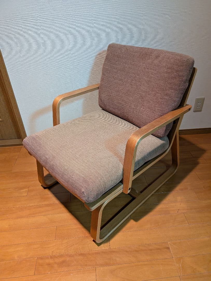 《送料込》無印良品リビングでもダイニングでもつかえるソファチェア アーム 椅子