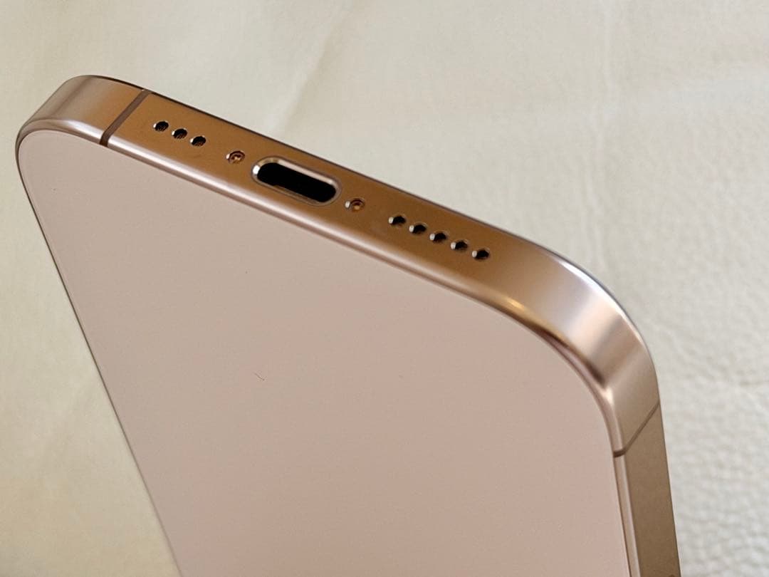 iPhone16 Pro 256GB デザートチタニウム　SIMフリー