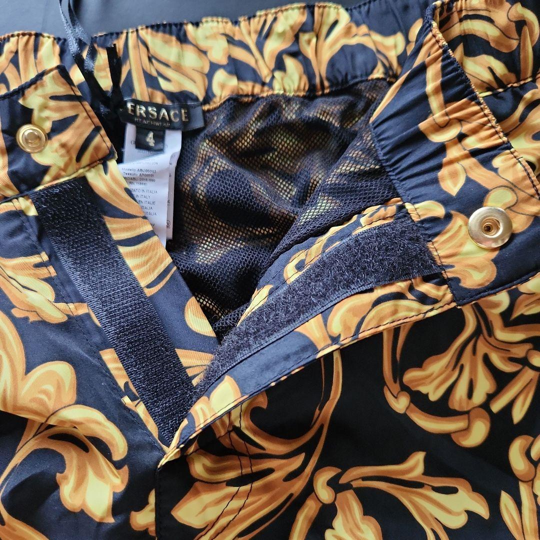 最終sale♥️【新品未使用】ヴェルサーチ 水着 スイムパンツ