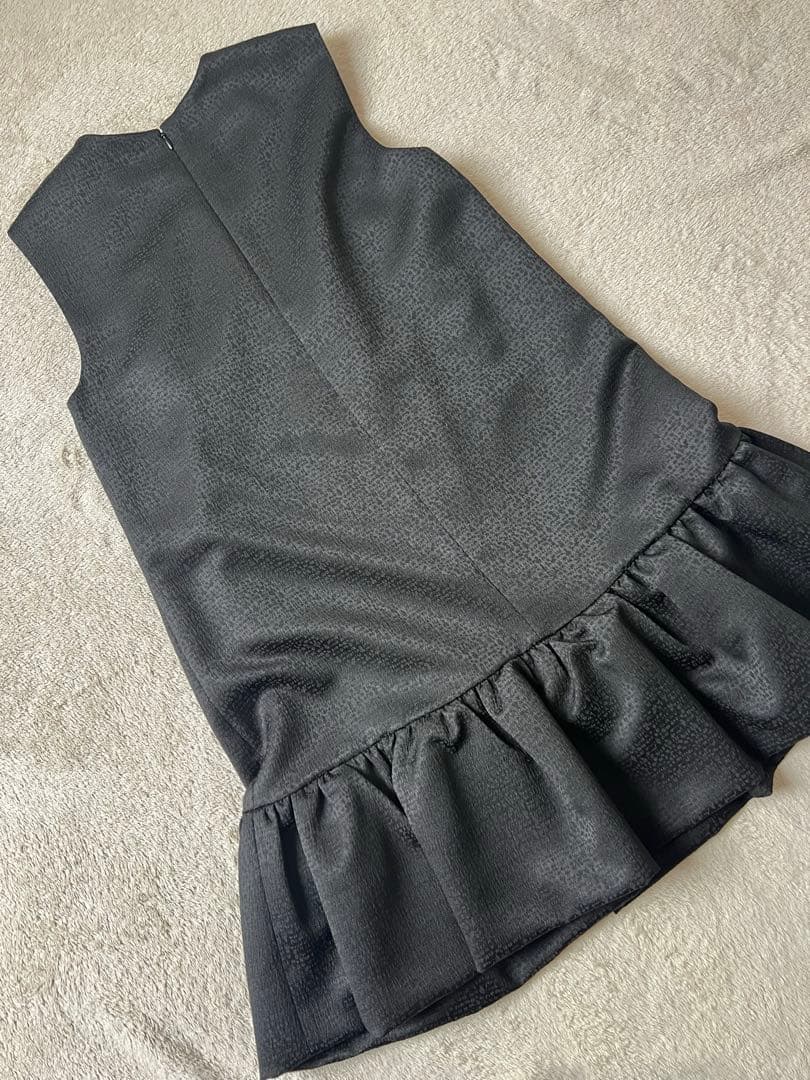 極美品 Rirandture リランドチュール ビジューミニワンピース 黒 M