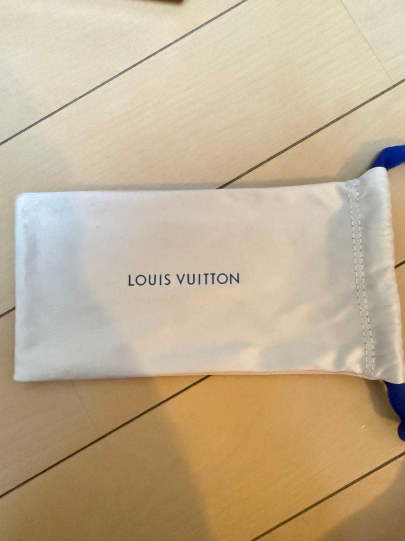 Louis Vuitton スクエア　サングラス　　値下げ交渉可能