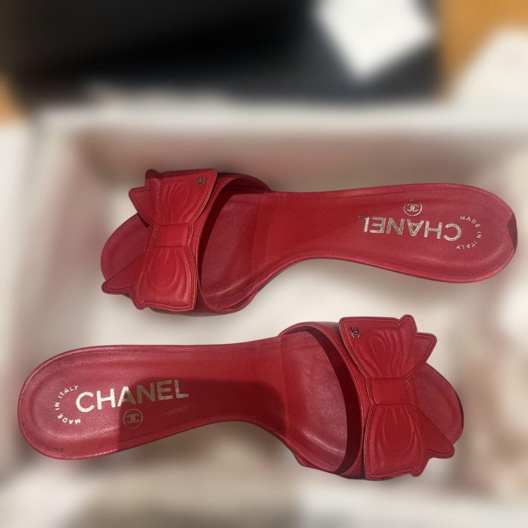 CHANEL レザーリボンミュール レッド　サンダル　39