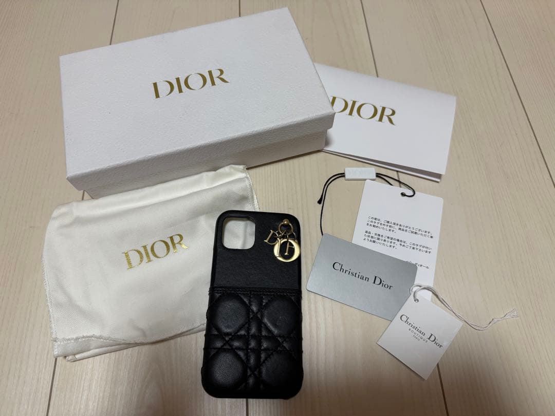 [専用papikoさん]Dior ブラック iPhoneケース チャーム付き
