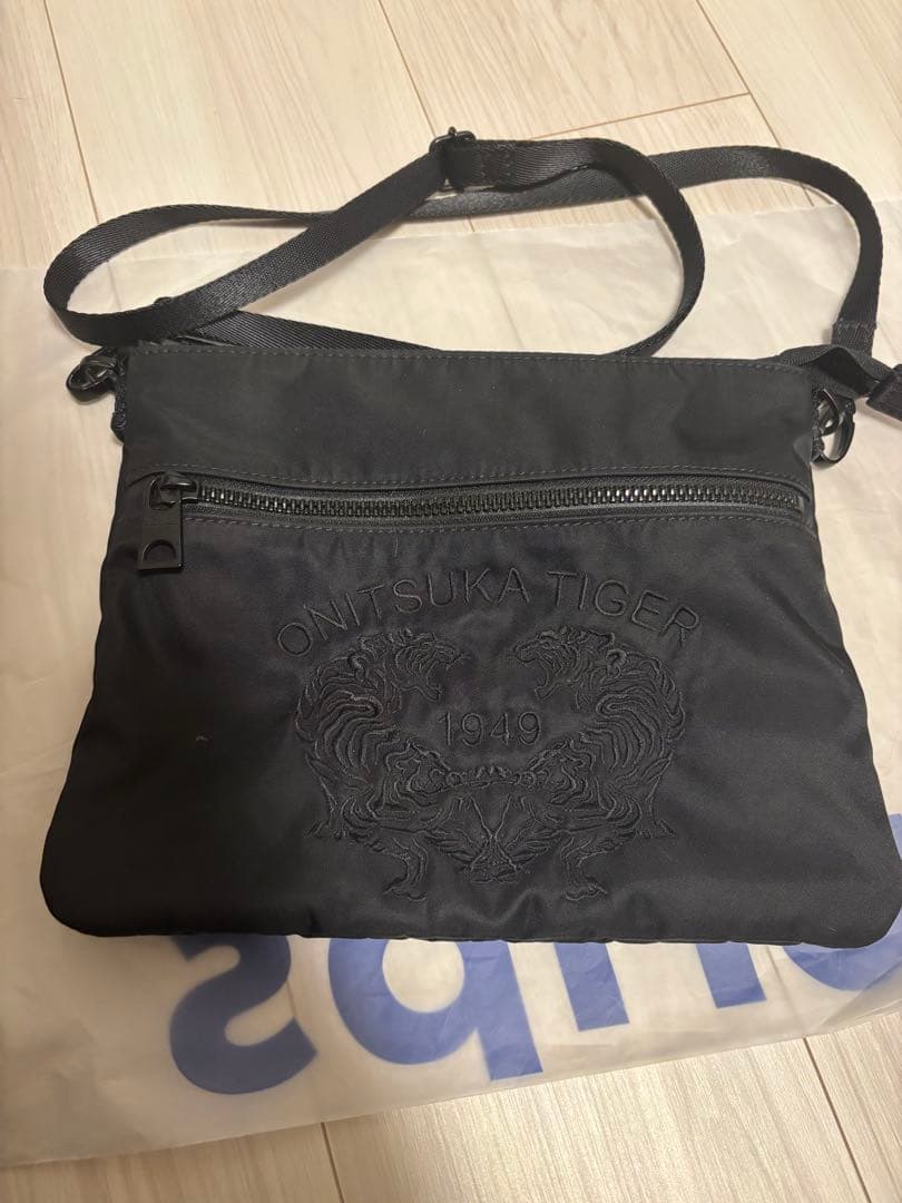 Onitsuka Tiger SACOCHE オニツカタイガー　サコッシュ