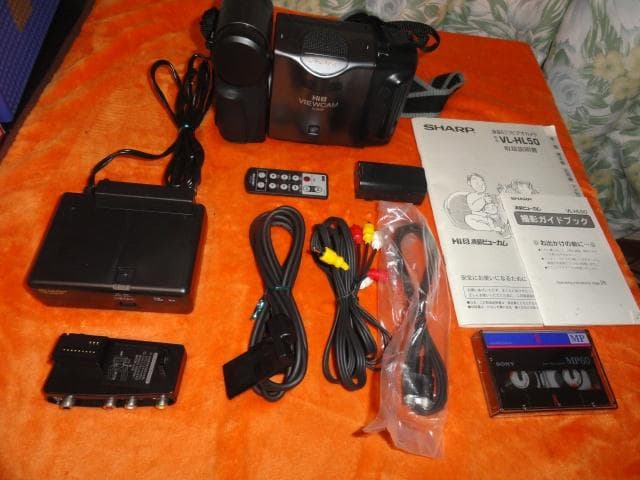 録・再・ダビングOK◆SHARP Hi8ビデオカメラ VL-HL５０
