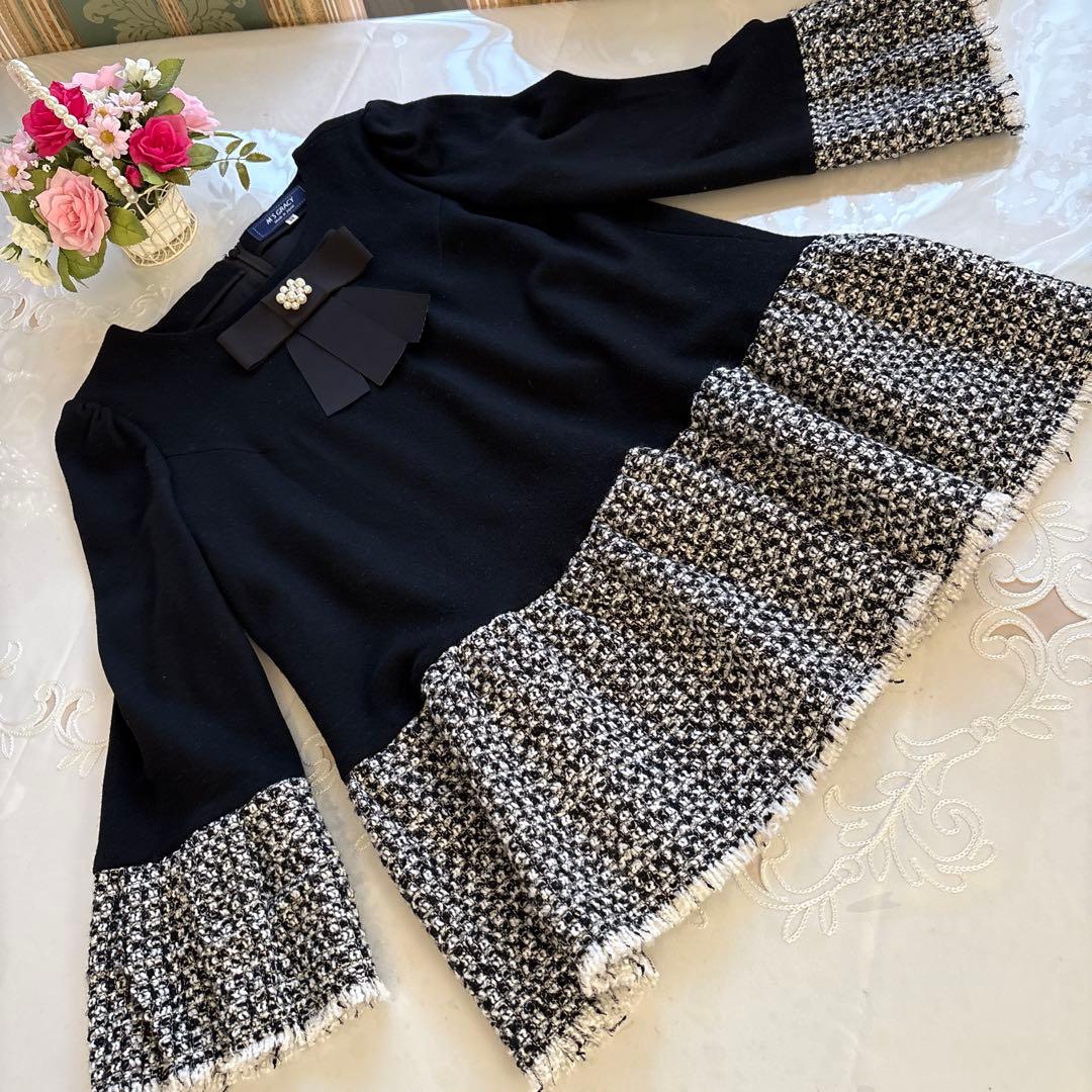 エムズグレイシー　モノトーンフリルデザインチュニック　38