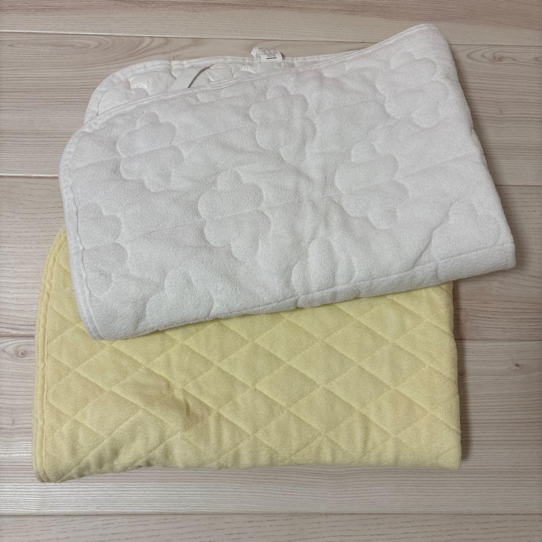 HZDMJ ベビーベッド　敷パッド2枚付き‼️ 折りたたみ　コンパクト　ベビー