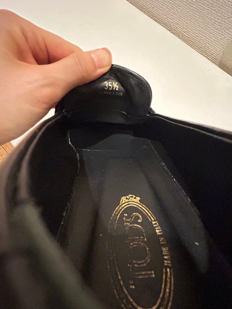 TOD'S 黒レザー ローファー 保存袋付き