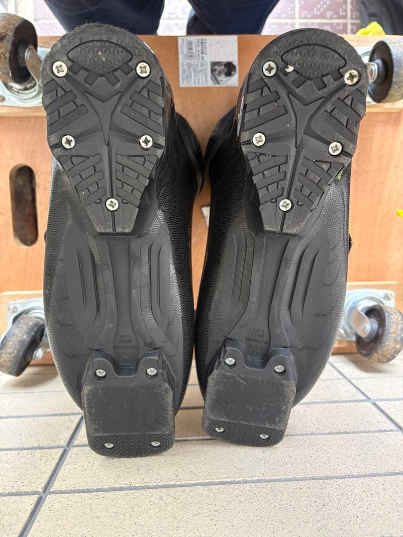 モ*ー様 ATOMIC HAWX MAGNA 80 スキーブーツ 27.0〜27