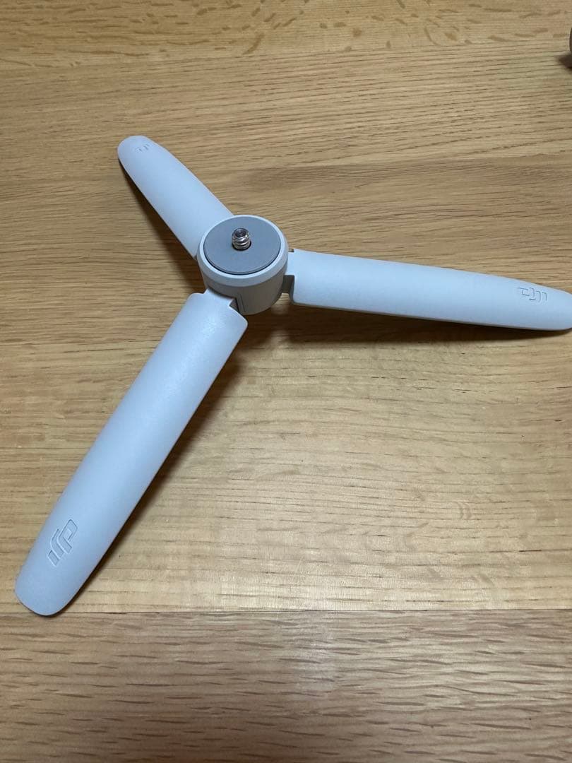 DJI ジンバルスタビライザー グレー