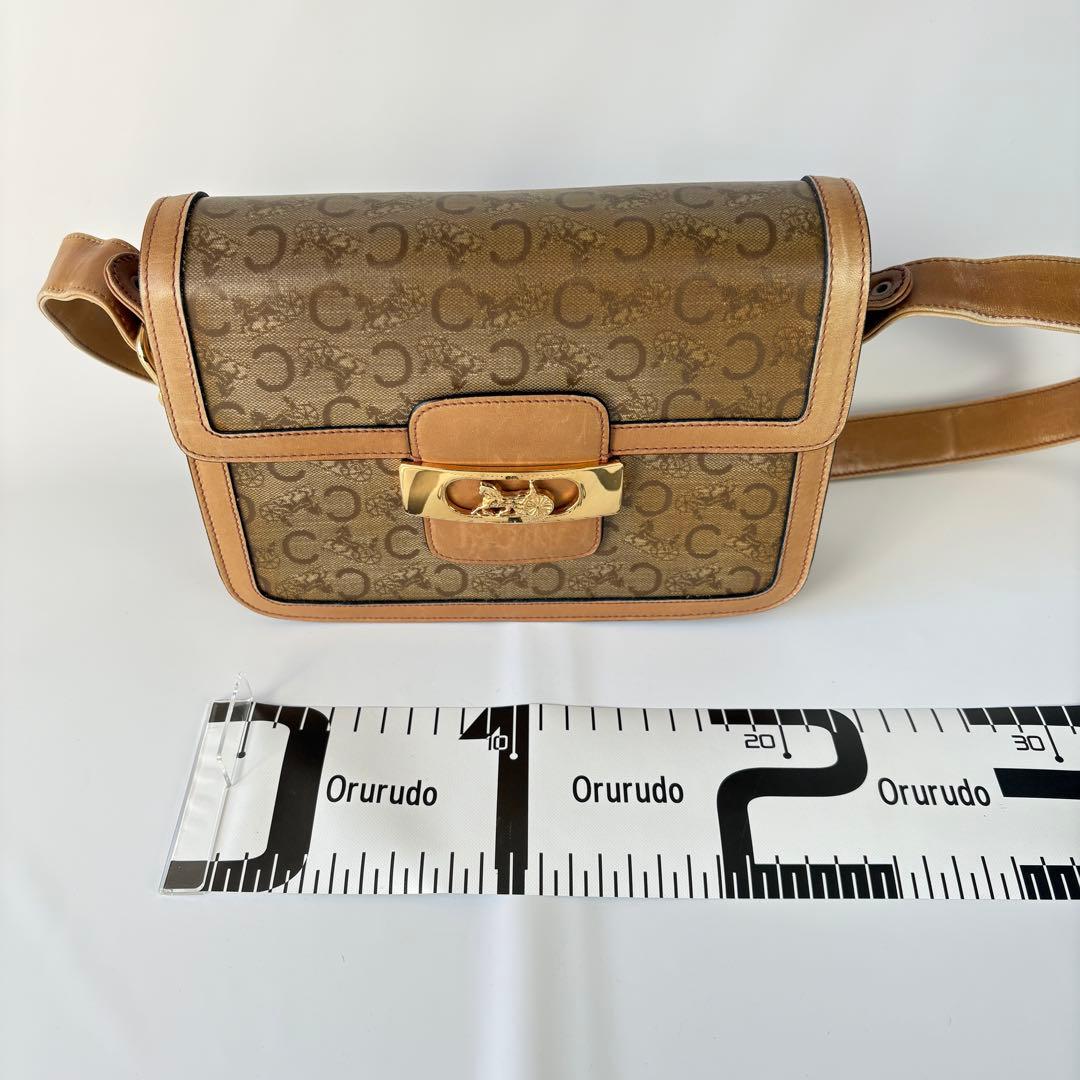 セリーヌ　Cマカダム ショルダーバッグ 馬車金具 ゴールド金具 ブラウン