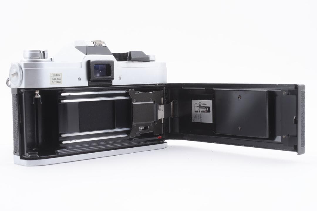 フィルムカメラ Canon FTb + FD 50mm f1.8 + Canon Canonet