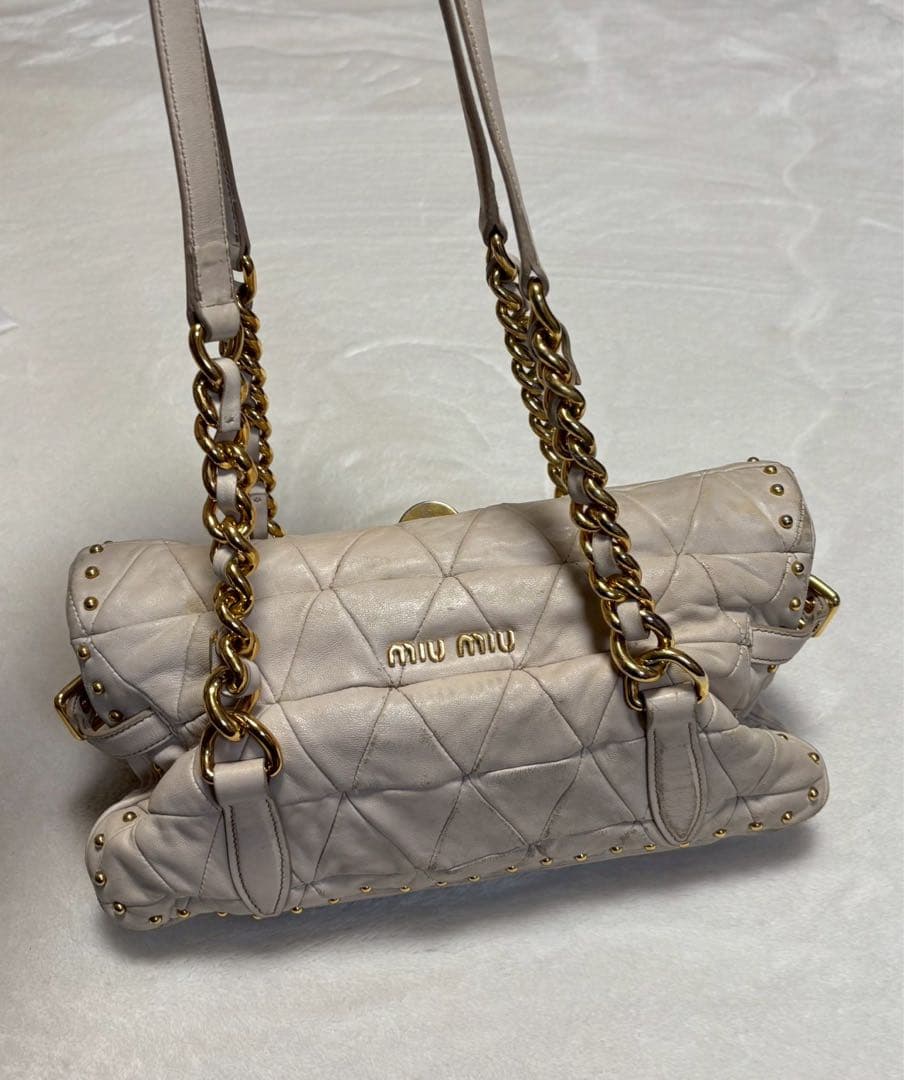 miumiu ミュウミュウ　ハンドバック　ゴールドチェーン　ターンロック　ピンク