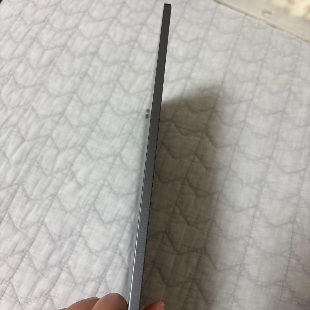 極美品　iPad Air 第５世代
