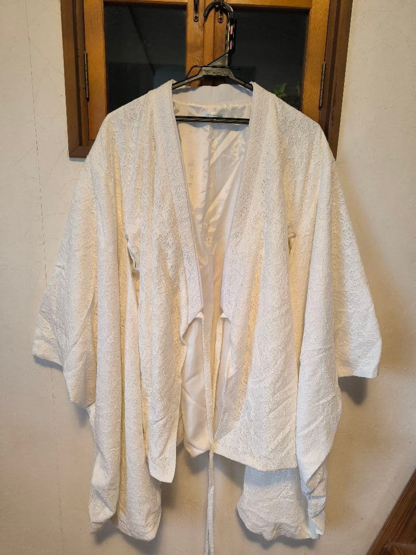 袴セット白いレース模様の長襦袢、お花半襟、フワフワ帯付きセット　別売ブーツ有