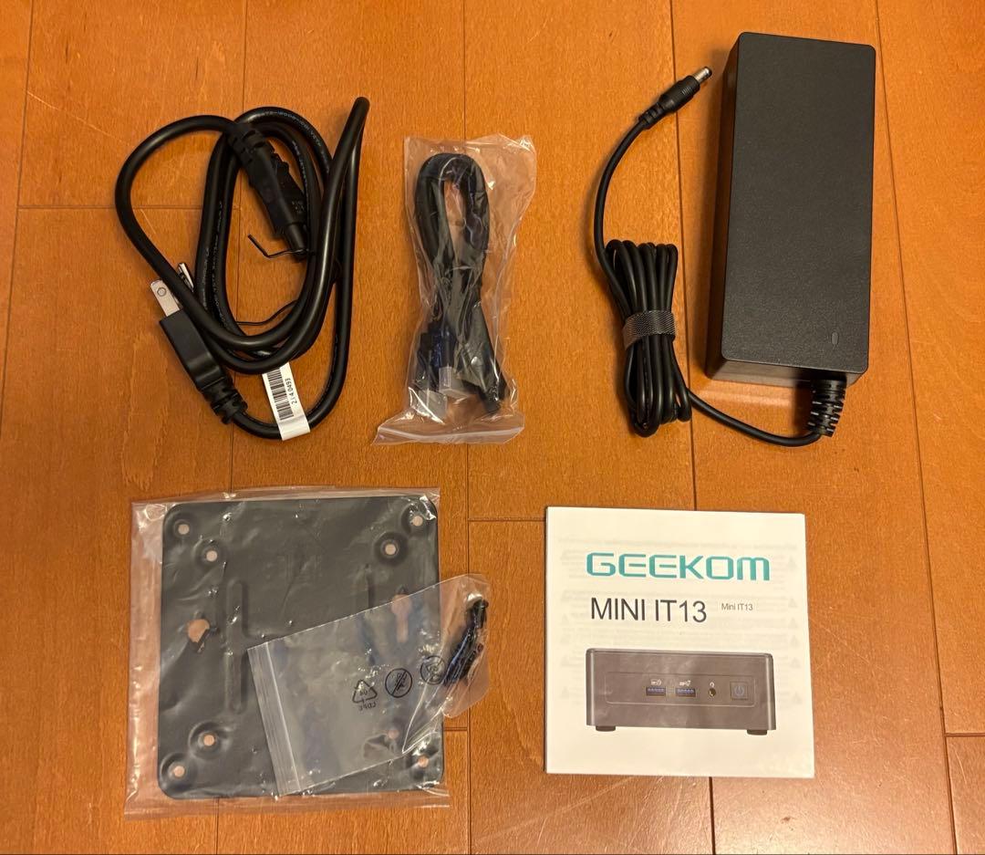 GEEKOMのミニPC「Mini IT13」i9-13900H 32GB 2TB
