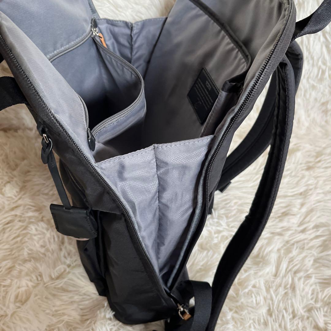 tumi トゥミ VOYAGEUR エッセンシャル　バックパック ビジネスバッグ
