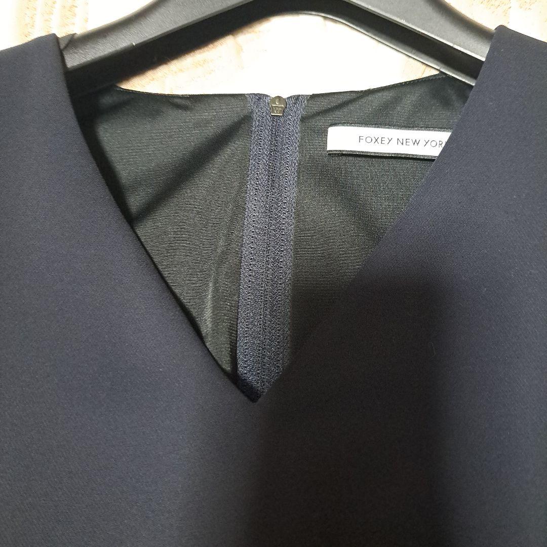 フォクシーニューヨークネイビー Vネック 七分袖ワンピース