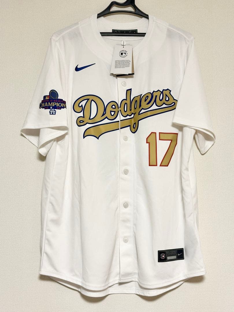 【タグ付き新品・正規品】大谷翔平選手　ドジャース　ワールドチャンピオン記念　L