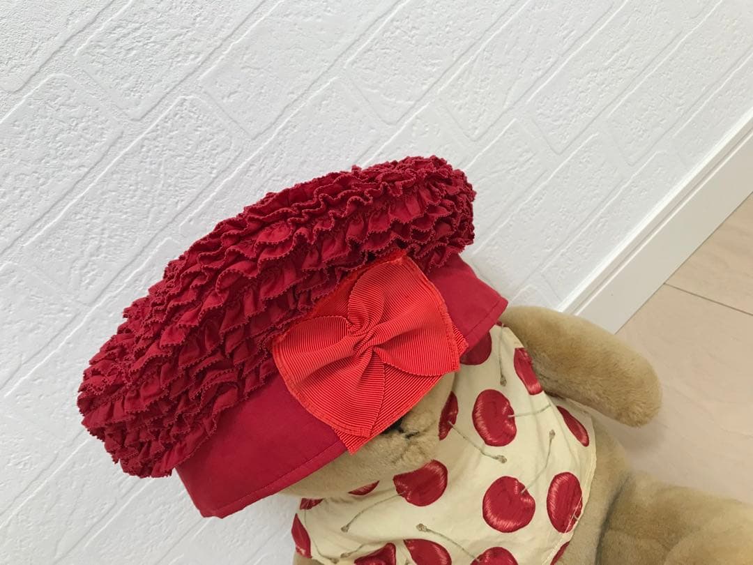 ★値下げ　未使用に近い　ワンダフルワールド　ピコフリル　ベレー帽　赤