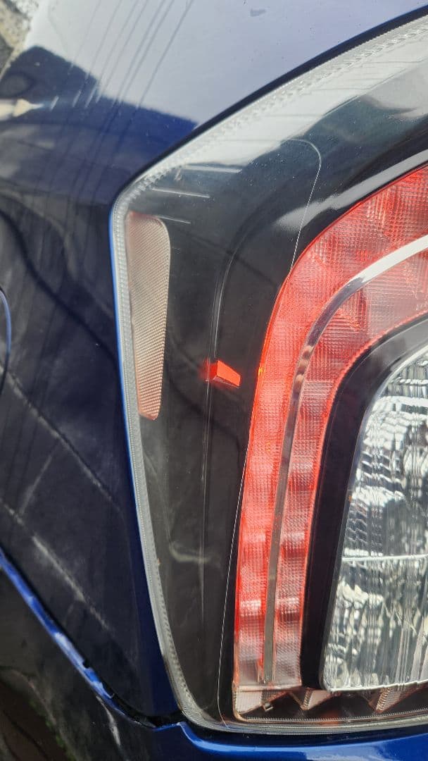 ３０プリウス　社外テール　G's テールランプ　プリウス