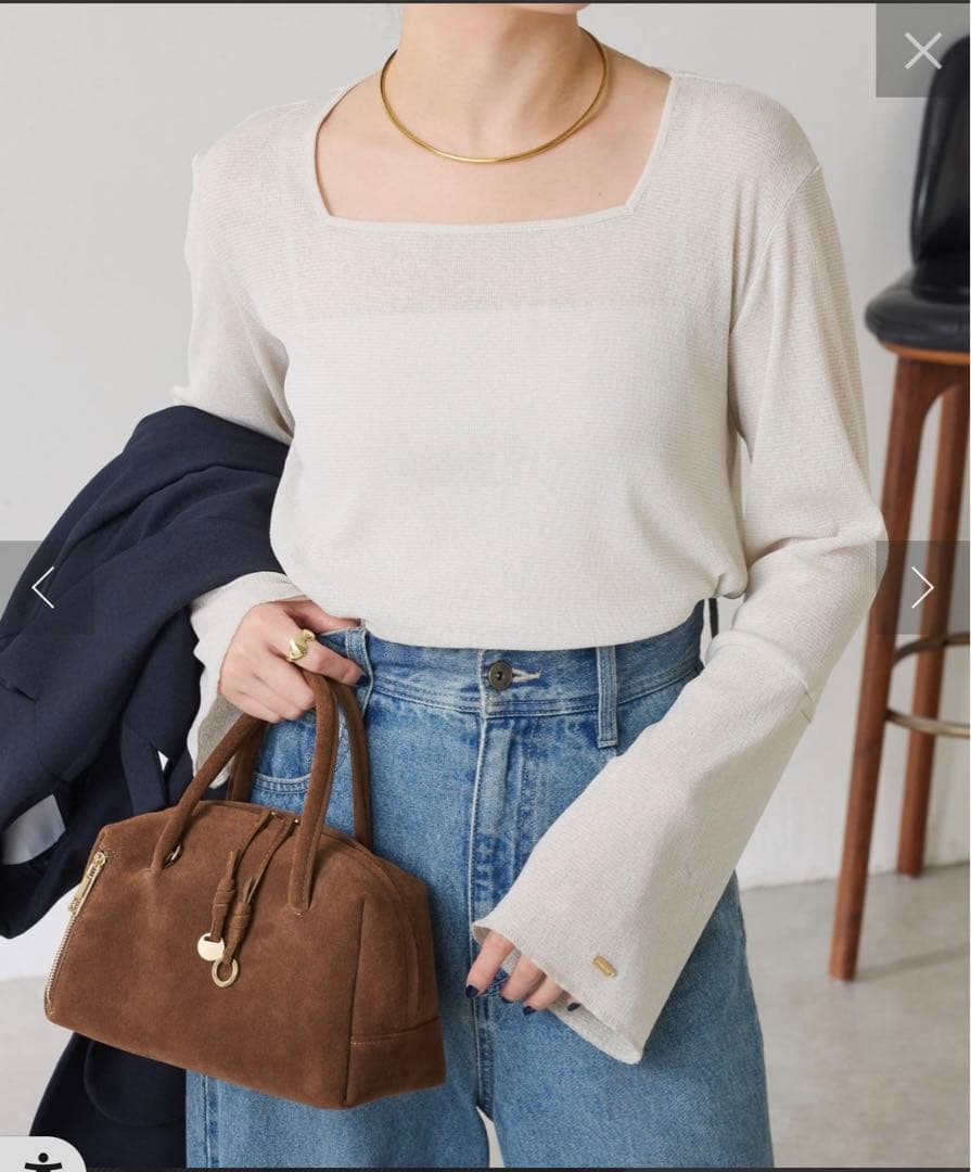 新品　シアーラメリブスクエアカットソー　オフホワイト