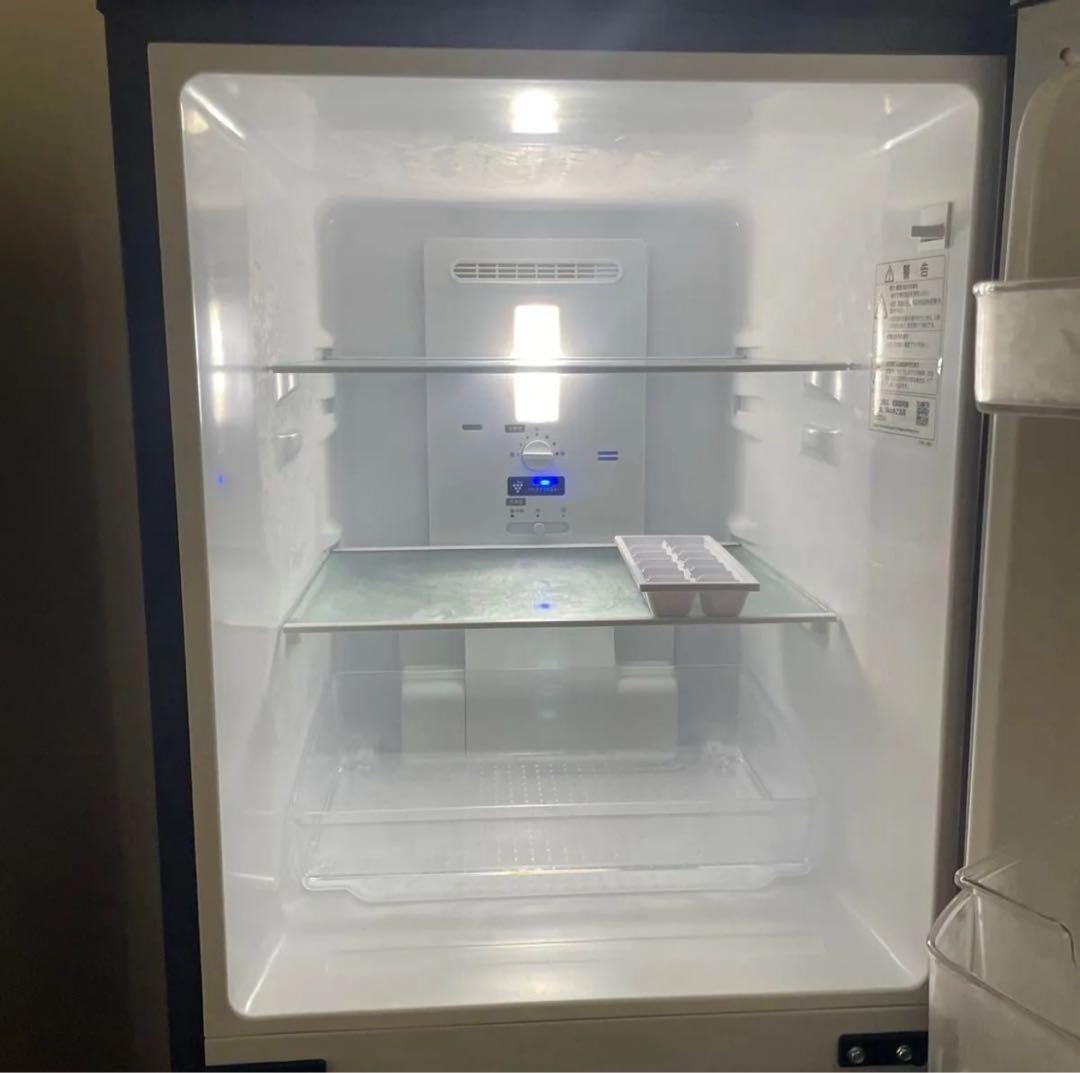 《SHARP》冷蔵庫 SJ-GD15G-B ブラック系 鏡面ドア