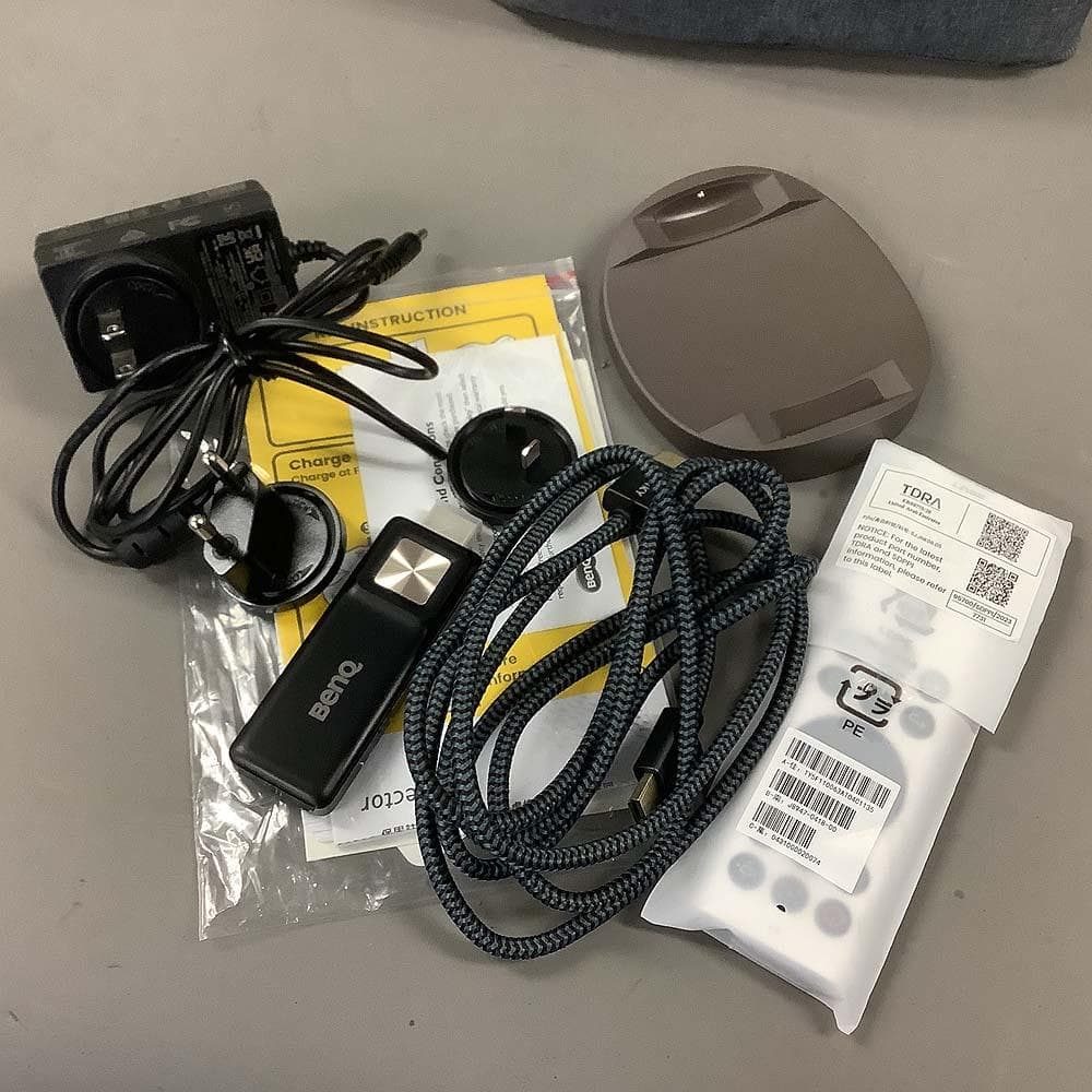 BenQ GV11 ポータブルプロジェクター