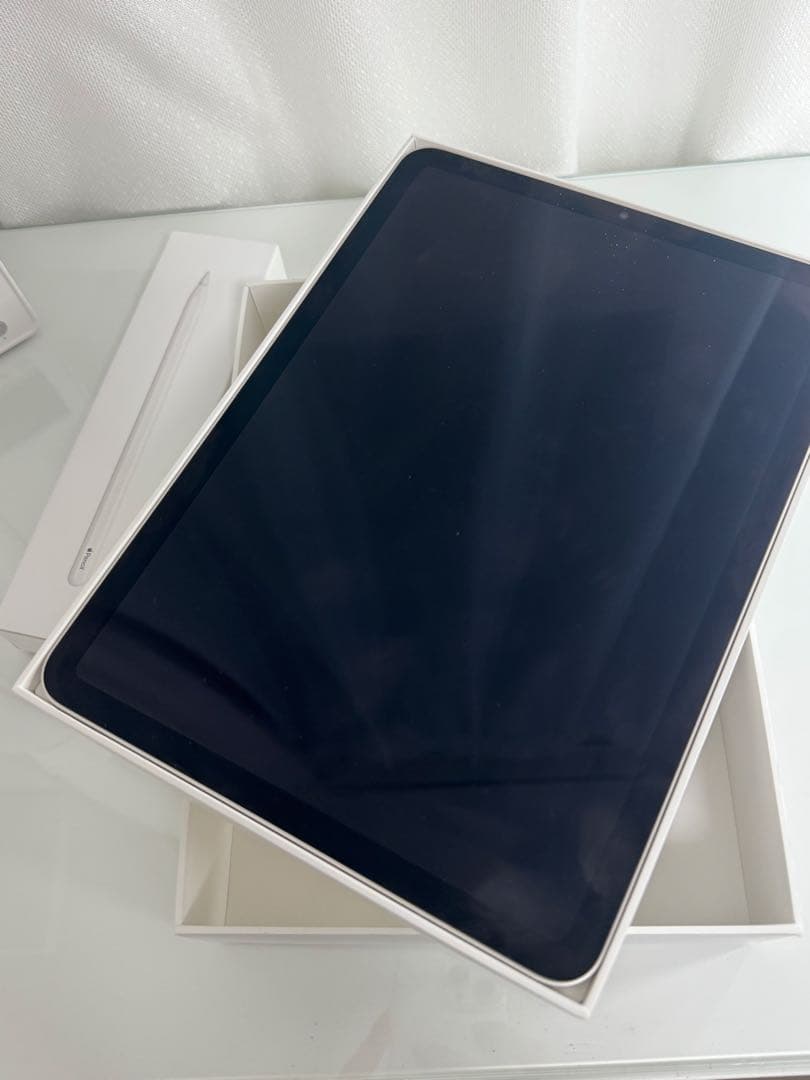 Apple iPad Air (第5世代)64GBスターライトPencil 付き