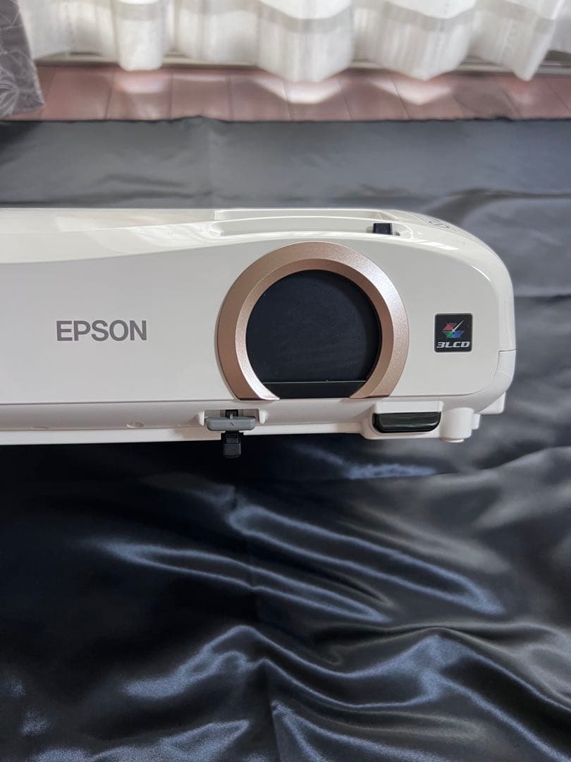 【美品】EPSON エプソン　ホームプロジェクター EH-TW5350 3D