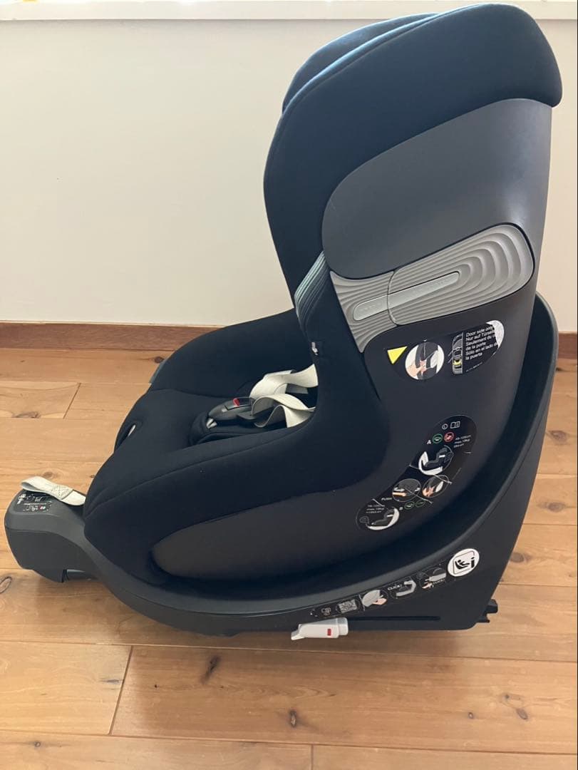 サイベックス シローナS i-size ブラック