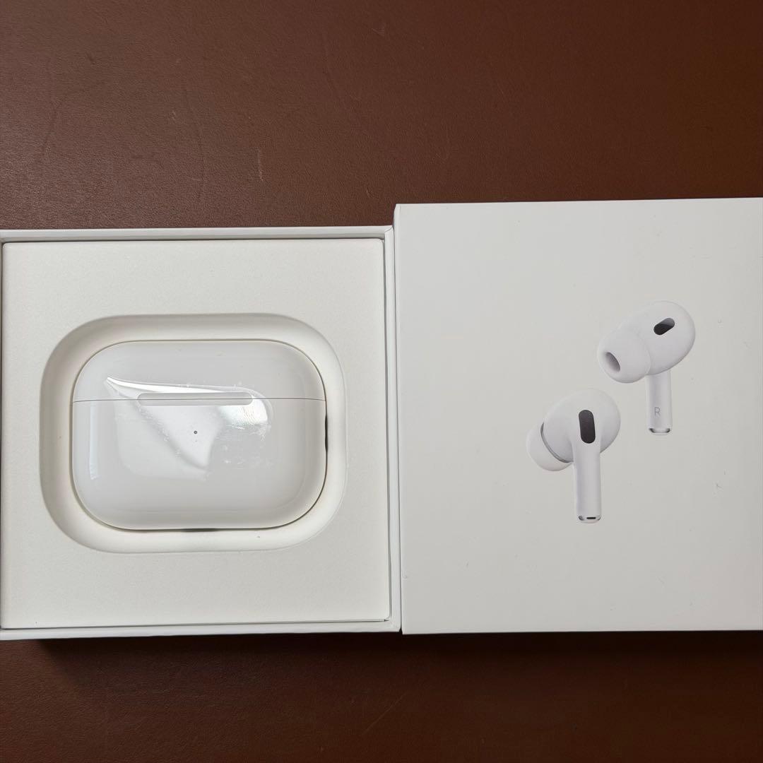 AirPods Pro 2 本体 (イヤーチップ新品交換済み)