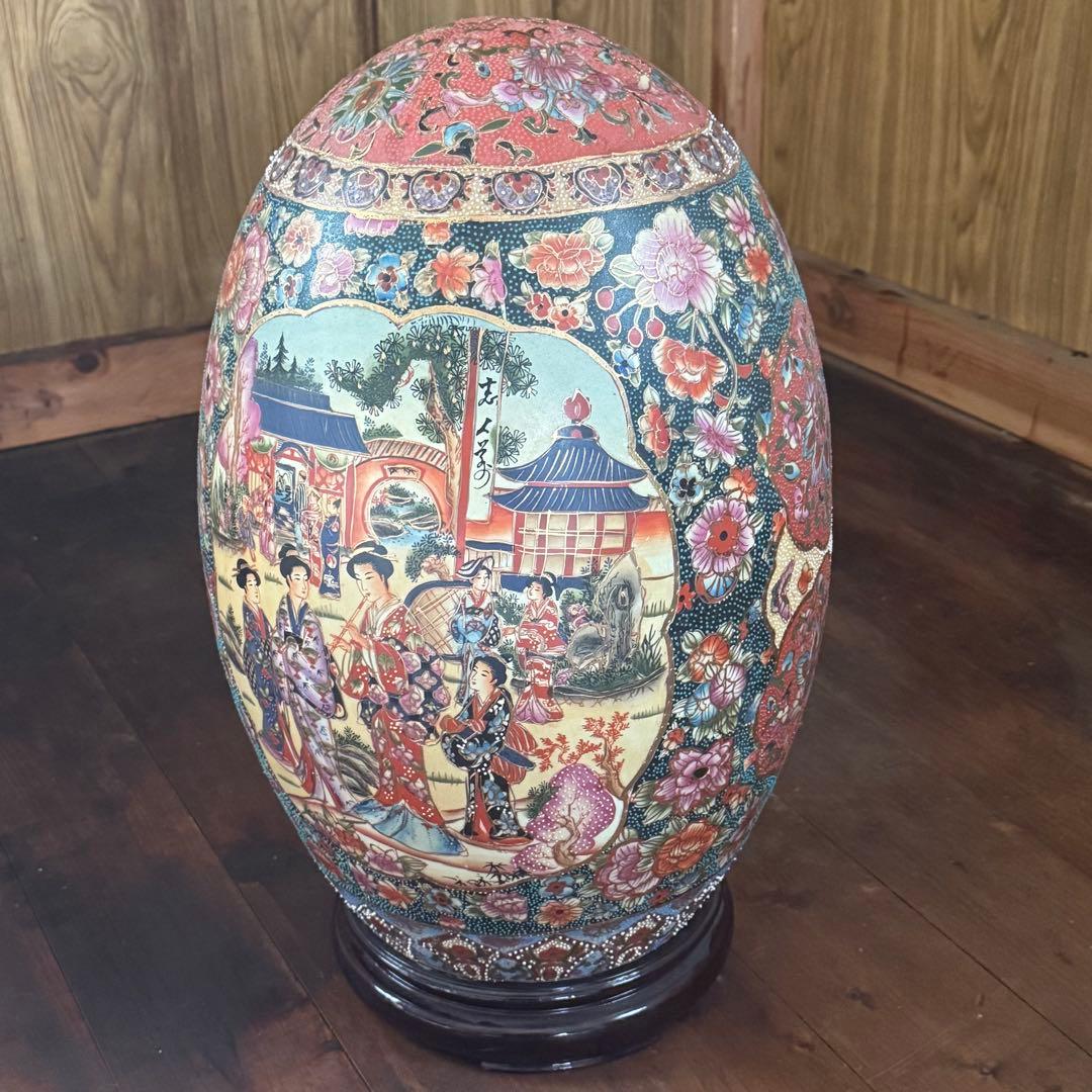 輸出薩摩　豪華絢爛　薩摩焼　金襴手遊女図 卵型置物 床飾物 古美術品
